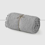 Quilt Súper King Liso Ruffle Gris - Image 2